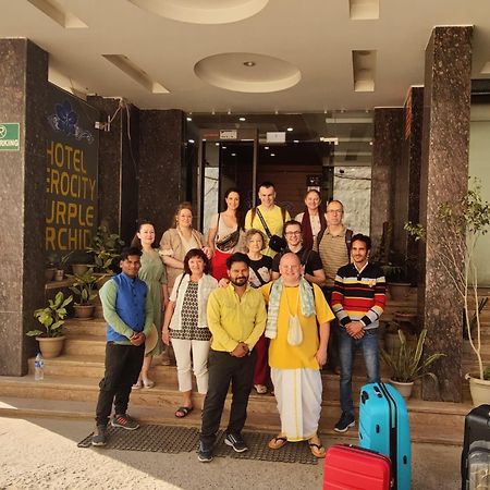 Hotel Aerocity Purple Orchid New Delhi Exterior photo